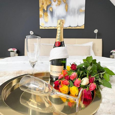 M-Style 04 Apartment Mit Balkon Und Gasgrill, 24H Self-Check-In, Free Parking, Netflix Nuremberg Exterior photo