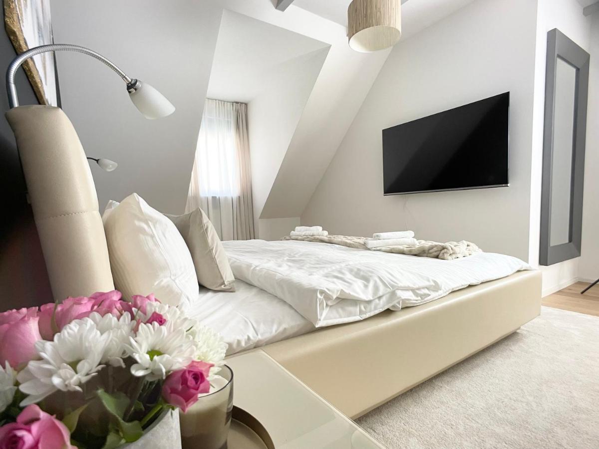M-Style 04 Apartment Mit Balkon Und Gasgrill, 24H Self-Check-In, Free Parking, Netflix Nuremberg Exterior photo